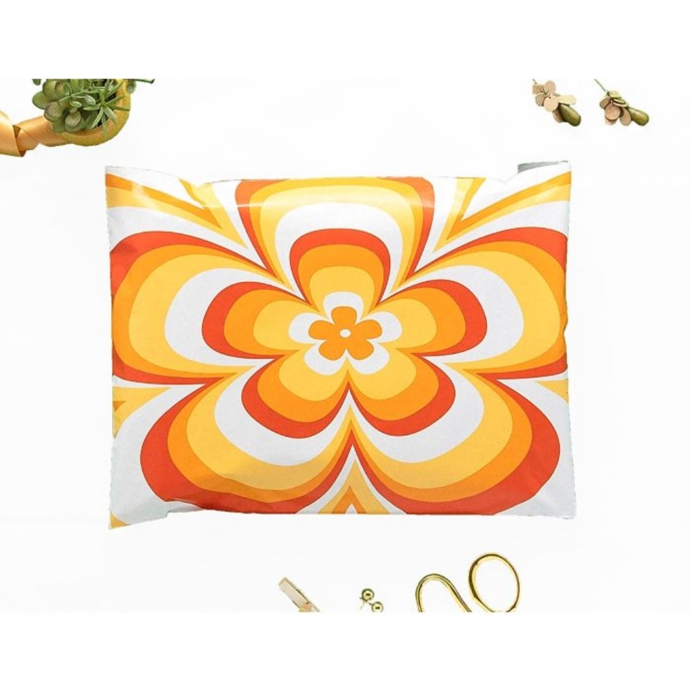 10 10" by 13" flowe power pollymailers